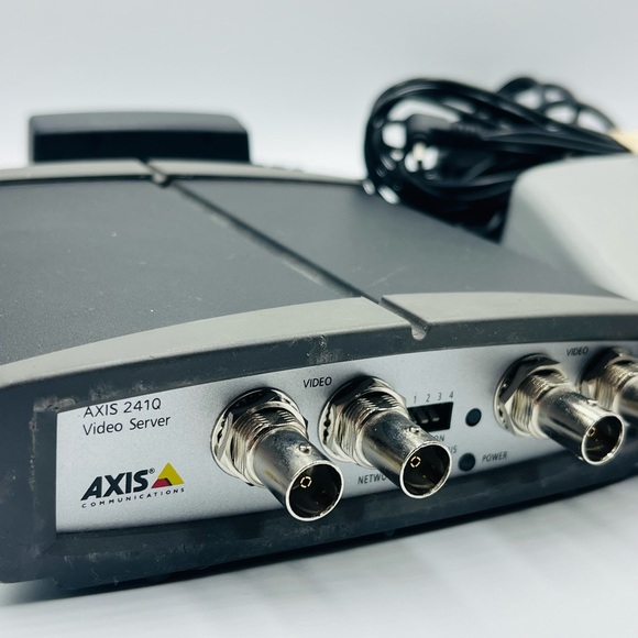 Axis Communications Device - Picture 5 of 7